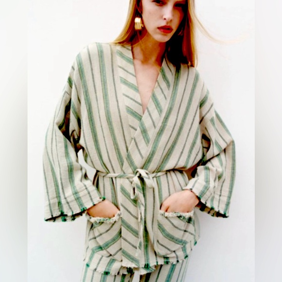 Zara Jackets & Blazers - Zara the beth kimono boho slouchy earthy 100% cotton belted flare sleeve blazer
